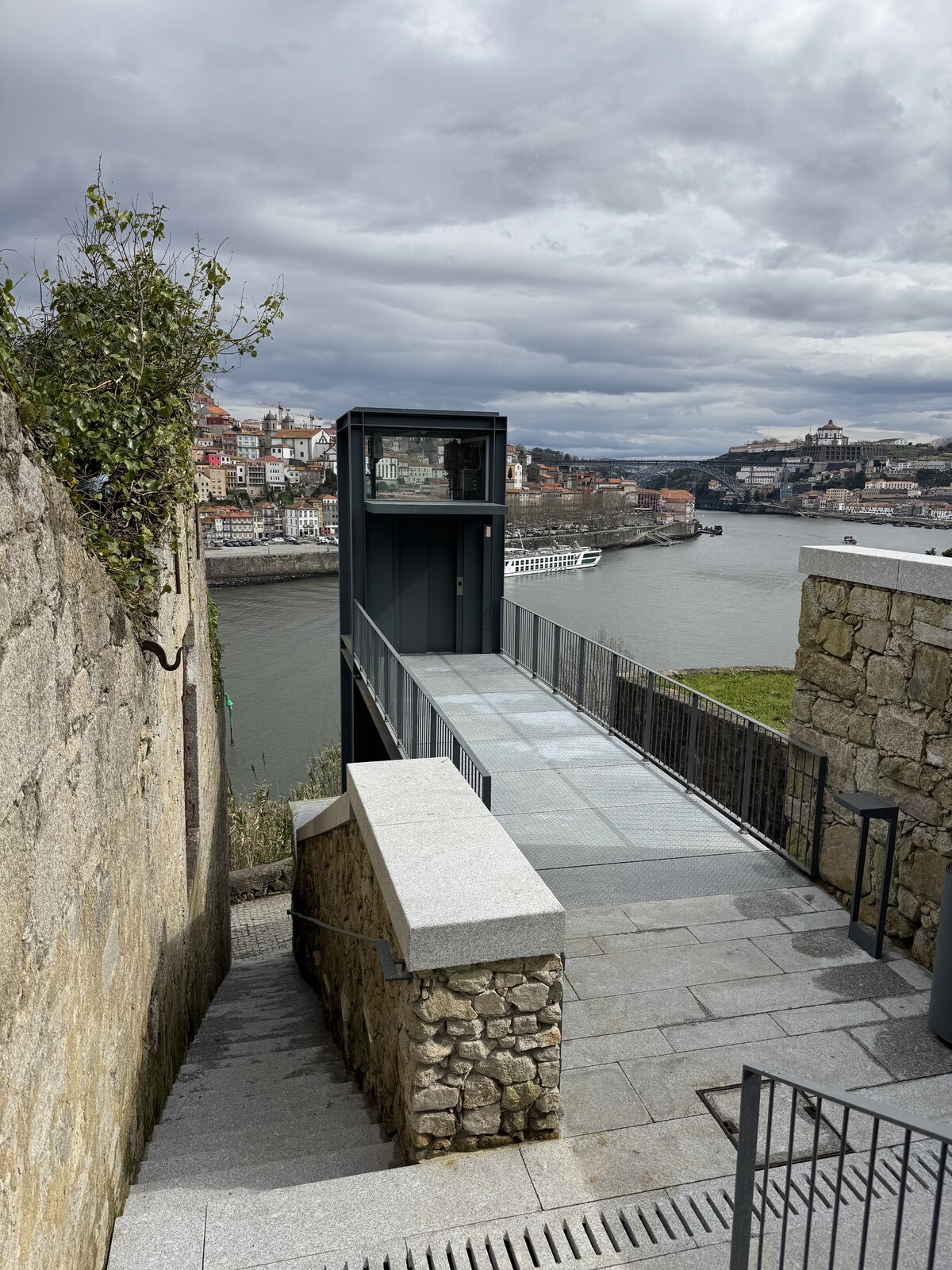 Andar a pé em Gaia merece menção honrosa